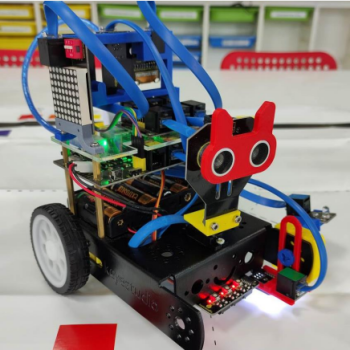 Robòtica amb ArduinoBlocks i comunicació amb Apps i IoT